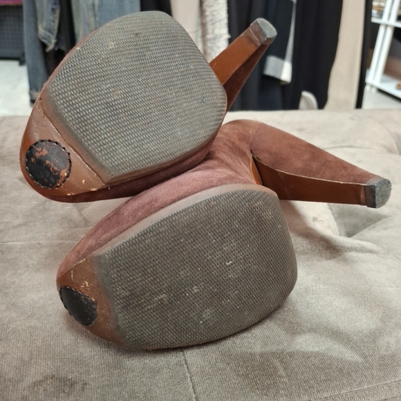 Marc Jacobs brown suede platform pumps/heels size 40 - Picture 6 of 8